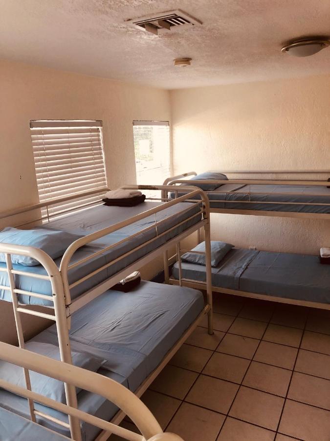 Miami Hostel ไมอามีบีช ภายนอก รูปภาพ